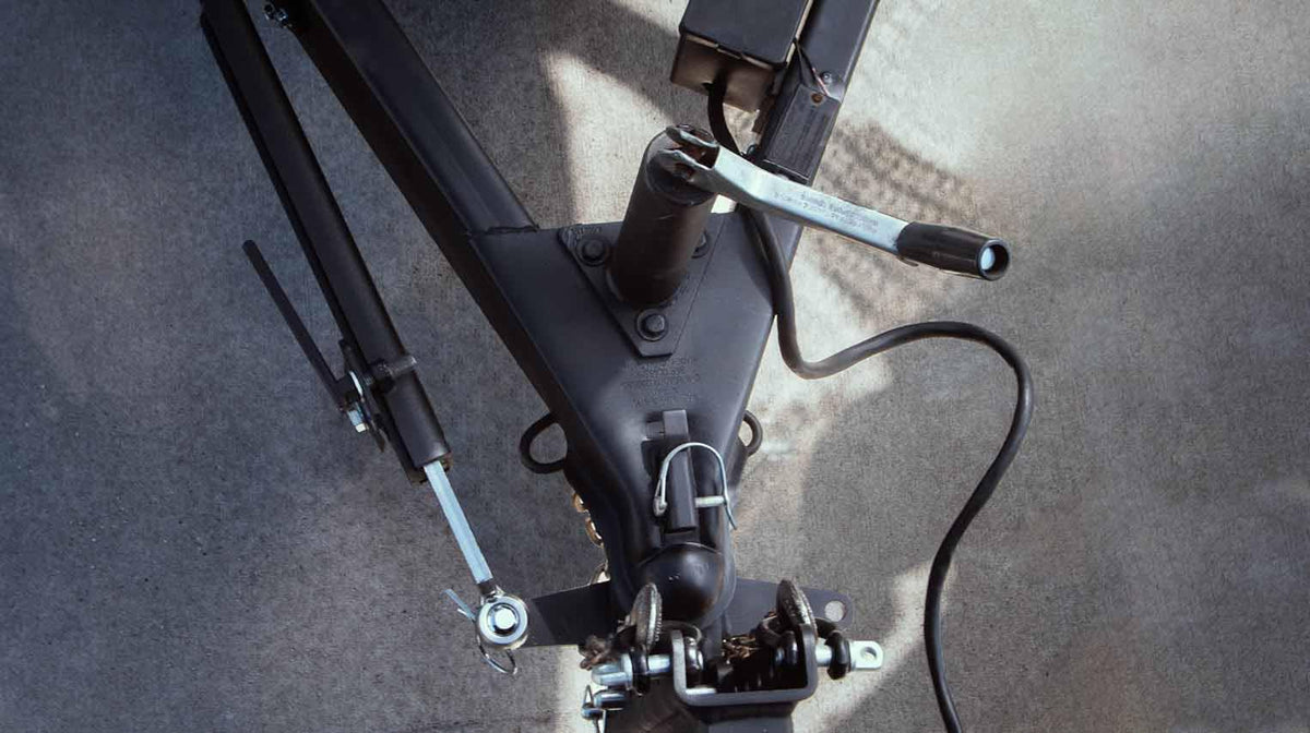 Trailer Anti Sway Control System Rated up to 10,000 lbs Solid Steel Black Powder Coat L954