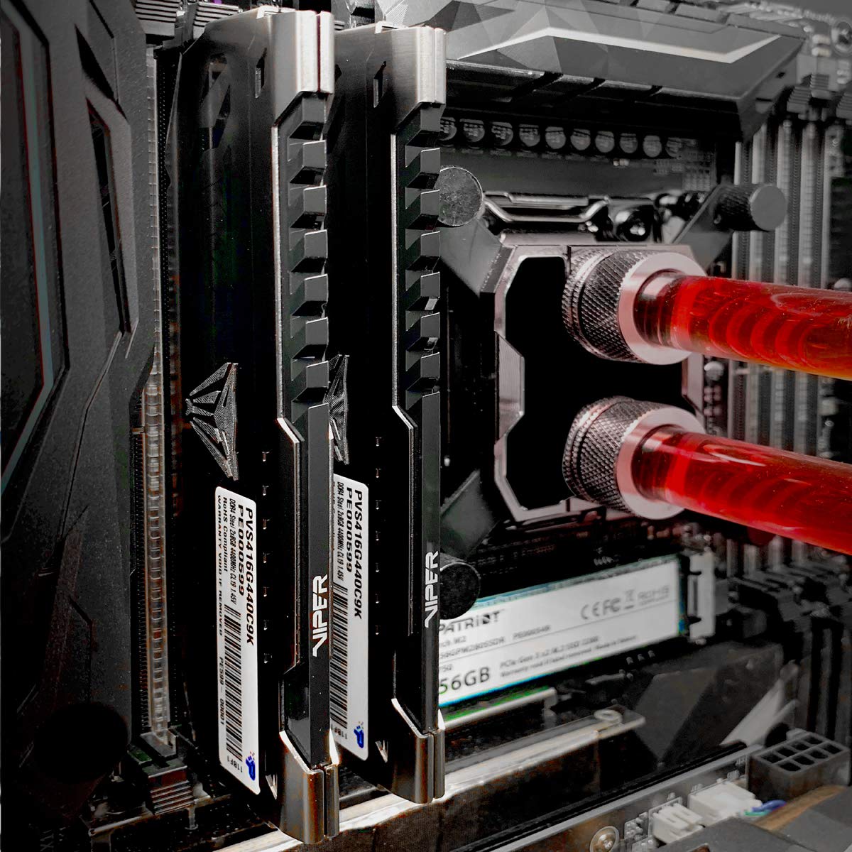 DDR4 RAM 16GB 3600MHz Desktop Memory Y12829