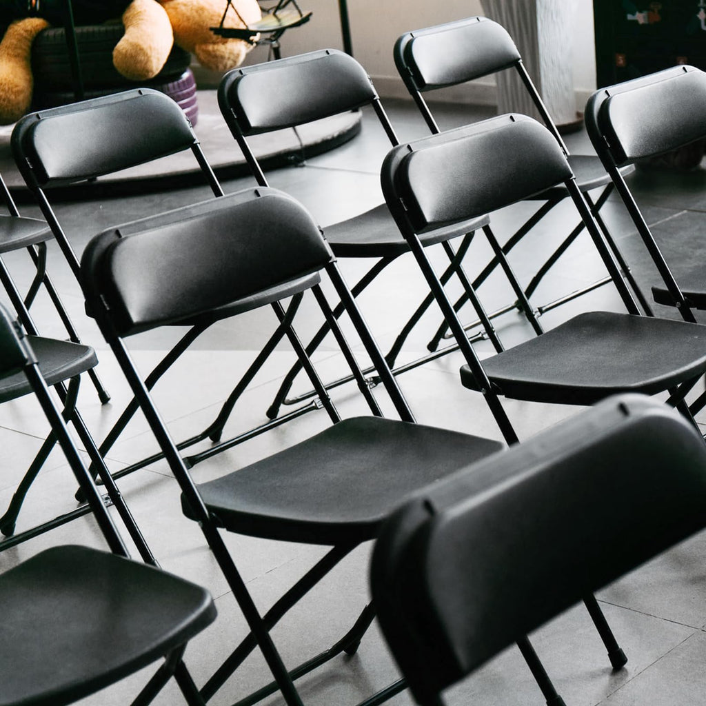 Black Plastic Folding Chairs 10 Pack L622265