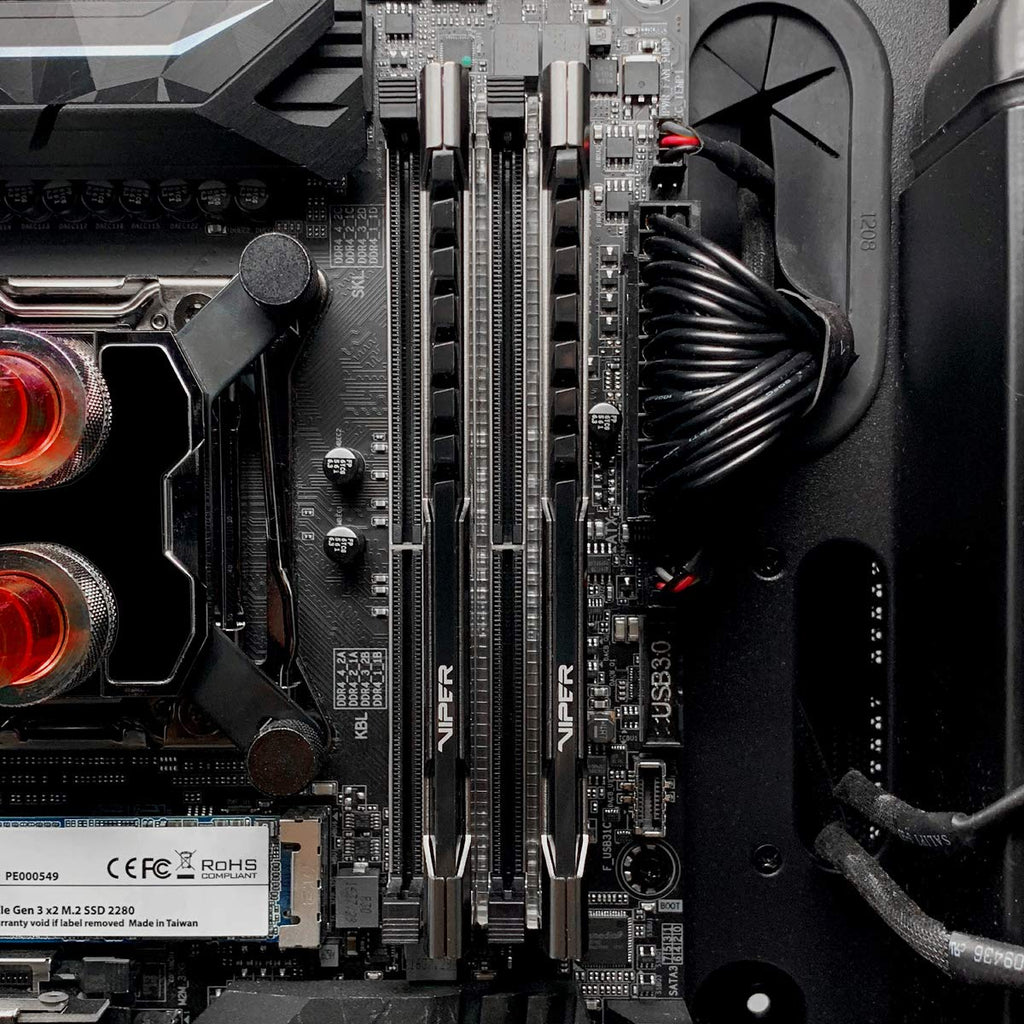 DDR4 RAM 16GB 3600MHz Desktop Memory Y12829